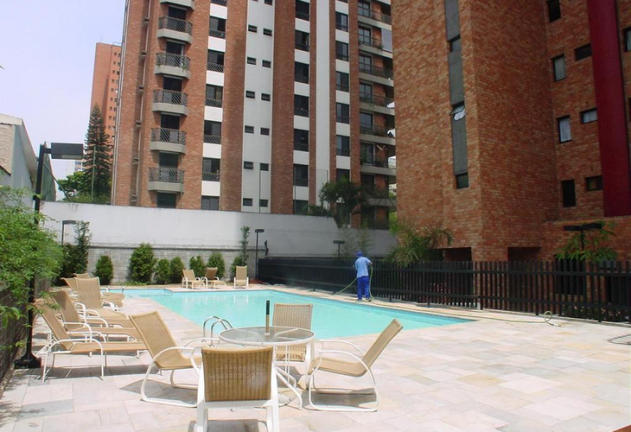 Imagem Apartamento com 4 Quartos à Venda, 220 m² em Vila Uberabinha - São Paulo