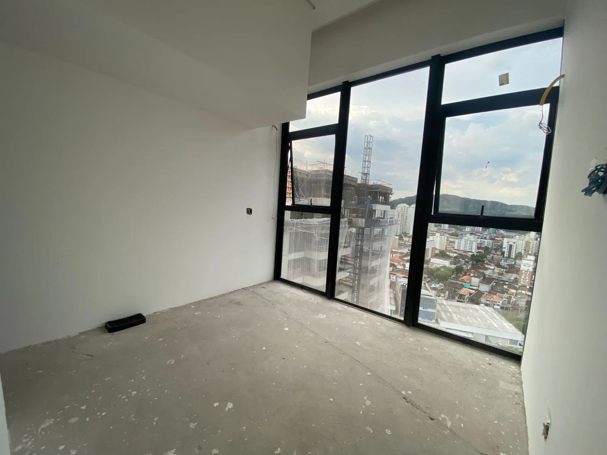 Imagem Cobertura com 4 Quartos à Venda, 320 m² em José Menino - Santos