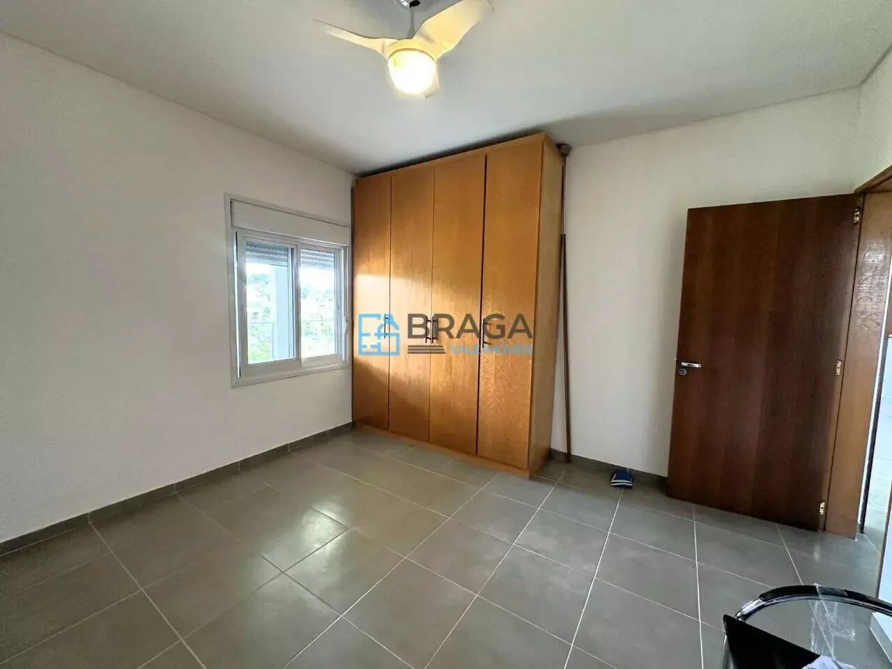 Imagem Casa com 3 Quartos à Venda, 269 metros em Jambeiro - Jambeiro
