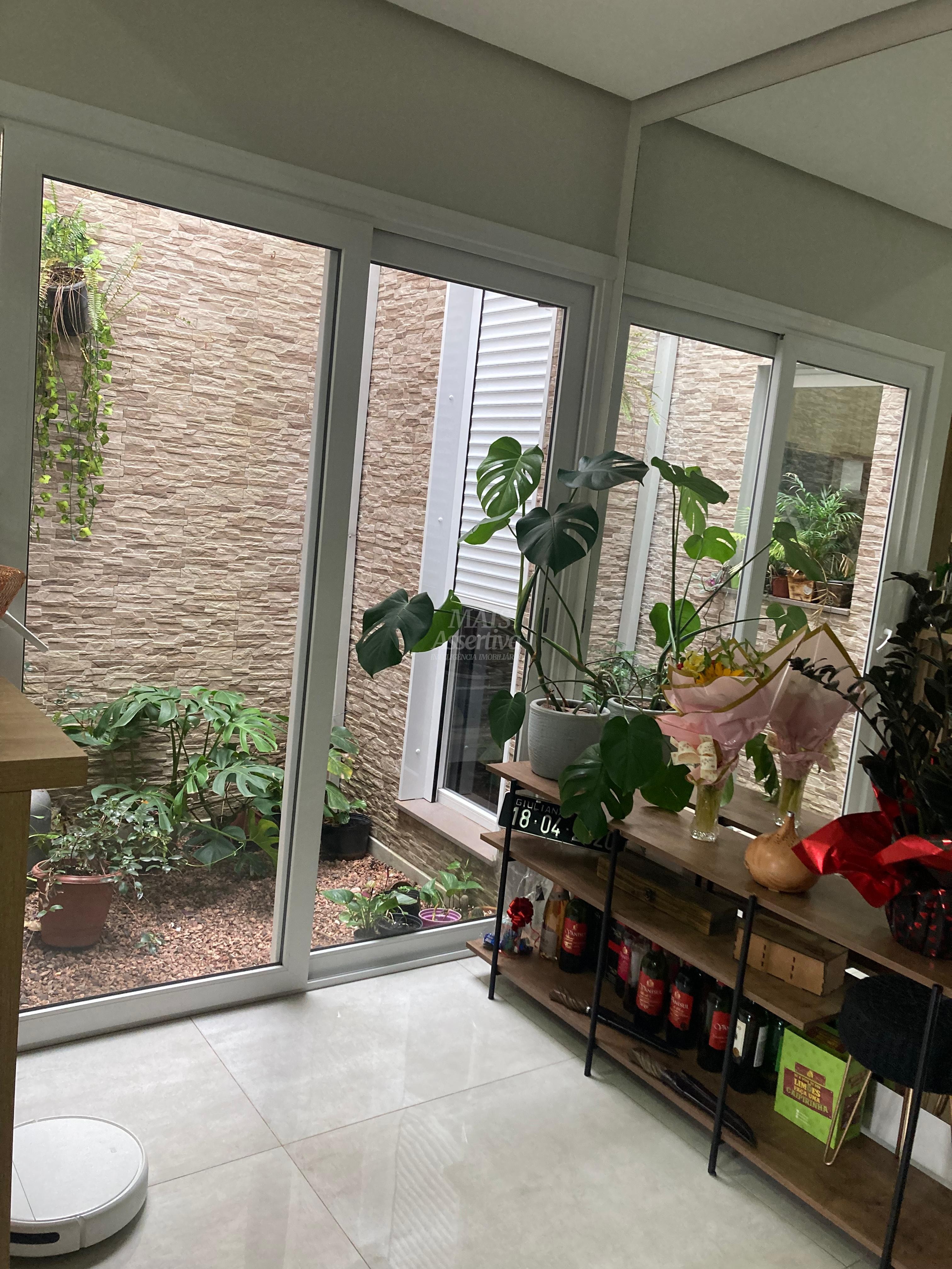 Imagem Casa com 2 Quartos à Venda, 114 m² em São Jorge - Novo Hamburgo