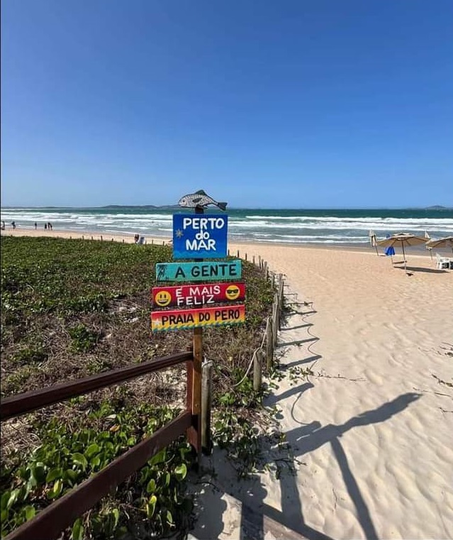 Imagem Casa de Condomínio com 3 Quartos à Venda, 100 m² em Peró - Cabo Frio