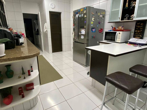 Imagem Apartamento com 3 Quartos à Venda, 145 m² em Cambuí - Campinas