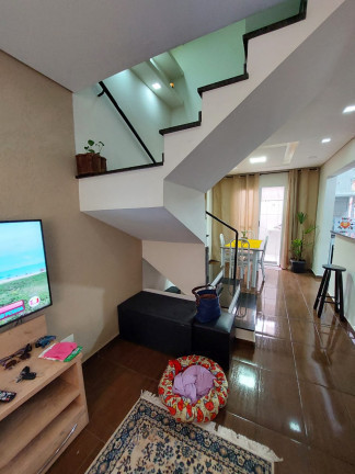 Imagem Casa com 3 Quartos à Venda, 75 m² em Taboão - Diadema