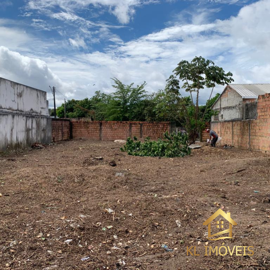 Terreno à Venda, 450 m²em Novo Aleixo - Manaus