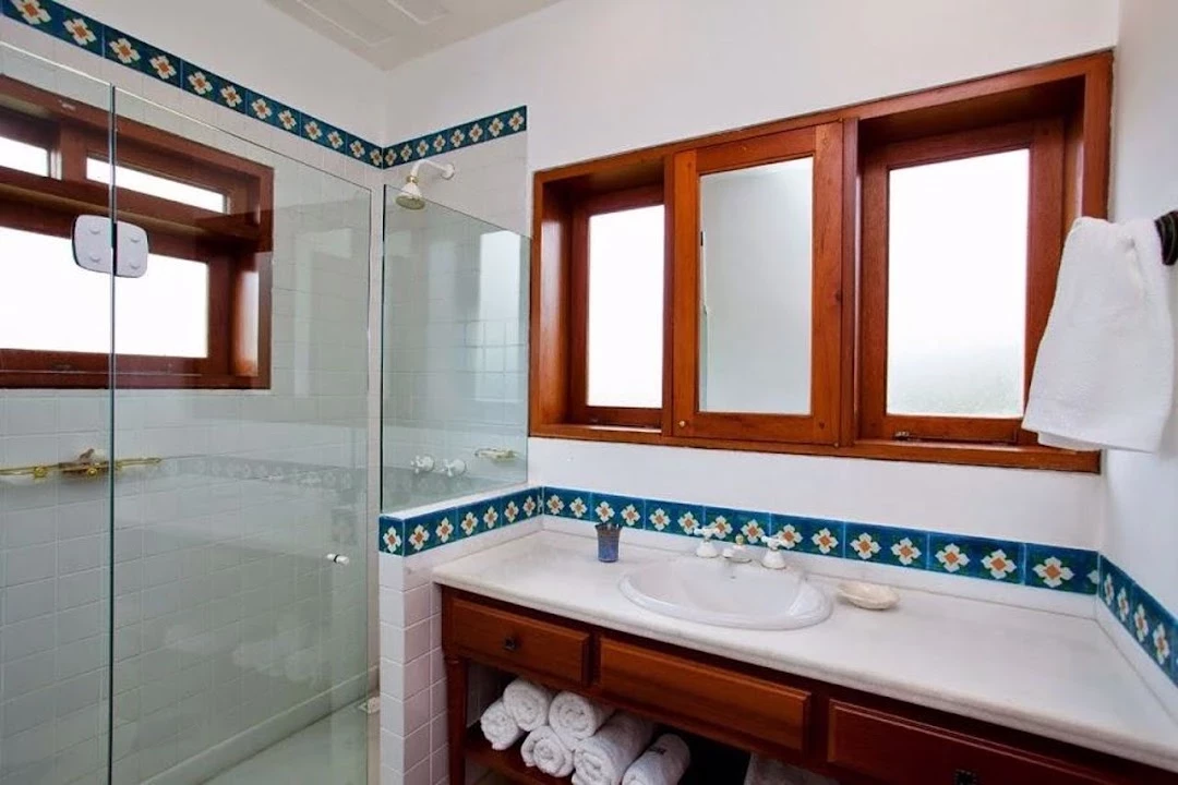 Imagem Casa com 8 Quartos à Venda, 600 m² em Manguinhos - Armação dos Búzios