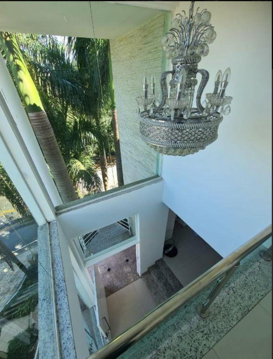 Imagem Casa de Condomínio com 4 Quartos à Venda, 300 m²em Arujá 5 - Arujá
