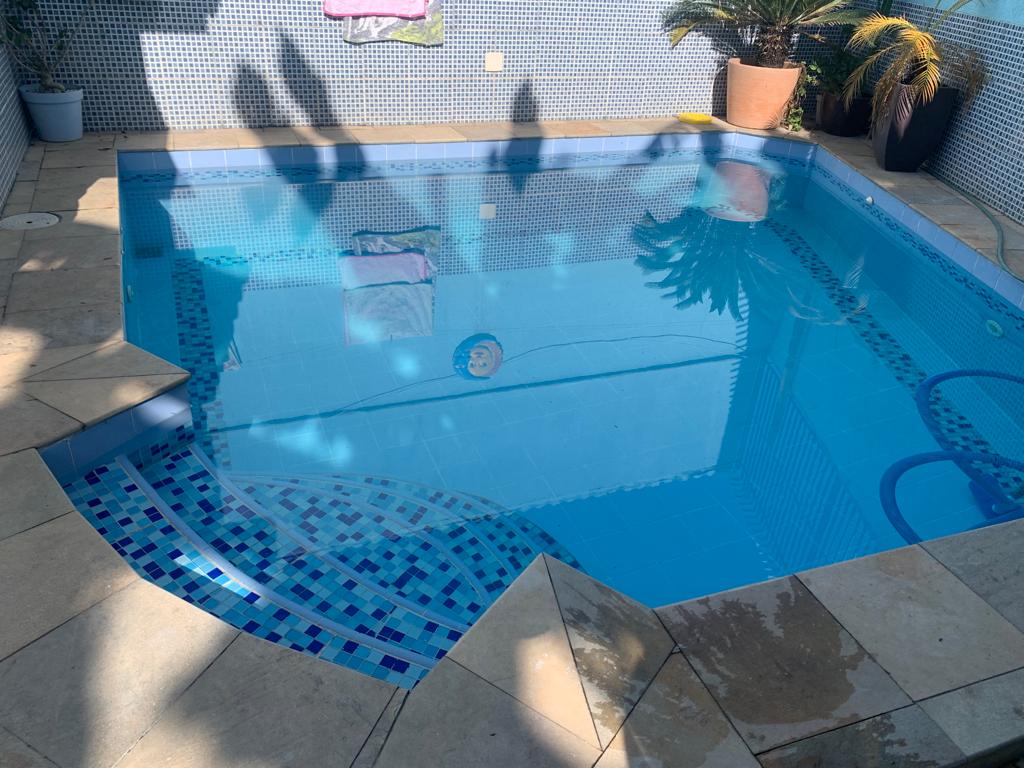 Foto do imóvel: Casa com 6 Quartos à Venda, 258 m² em Bangu - Rio de Janeiro