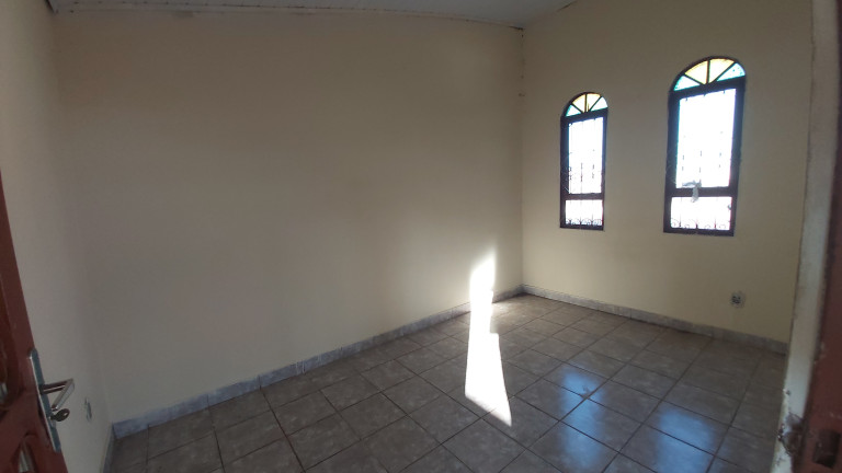 Casa com 3 Quartos à Venda, 140 m² em Guanandi - Campo Grande