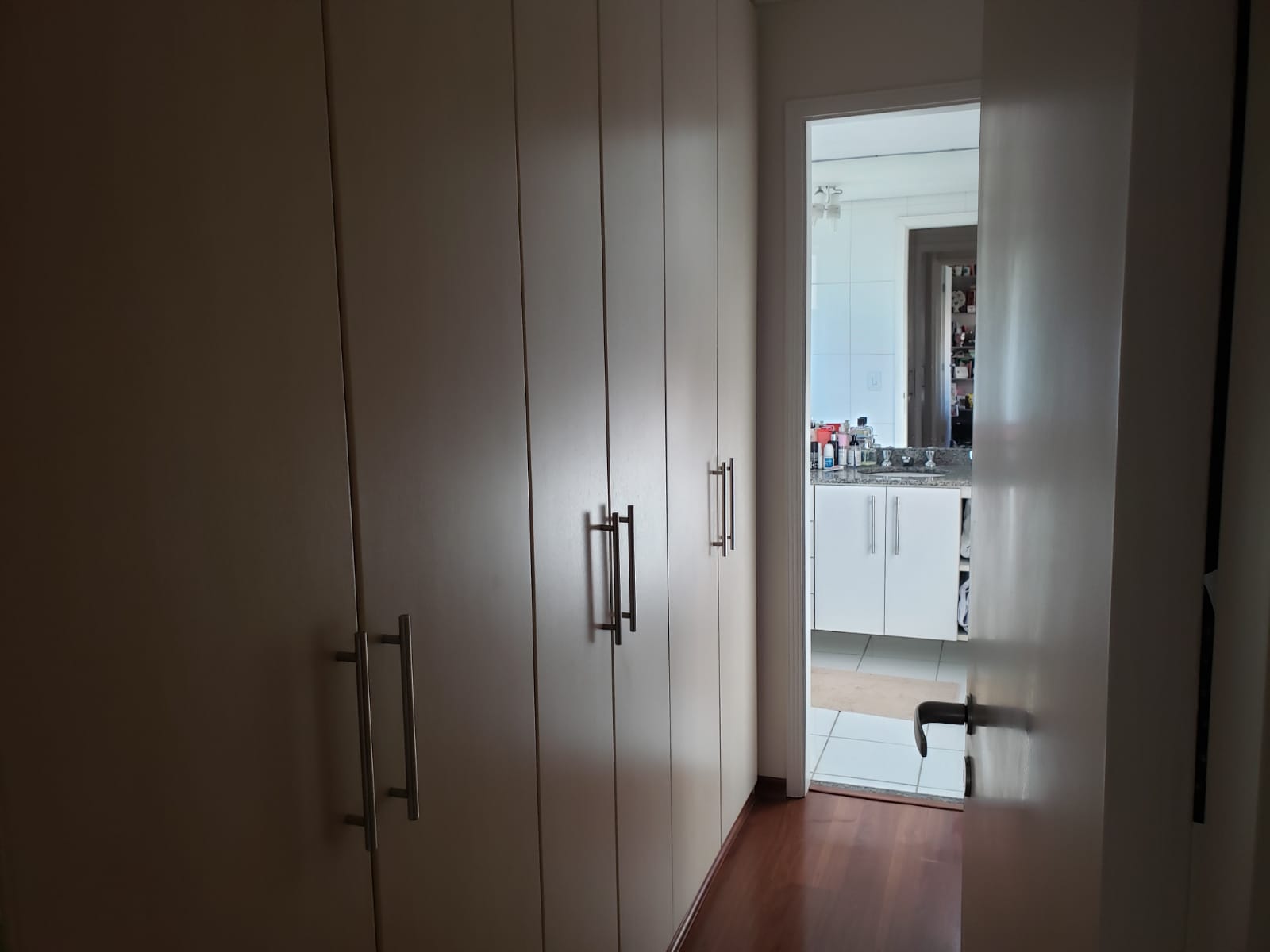 Imagem Apartamento com 3 Quartos à Venda, 103 m²em Moema - São Paulo