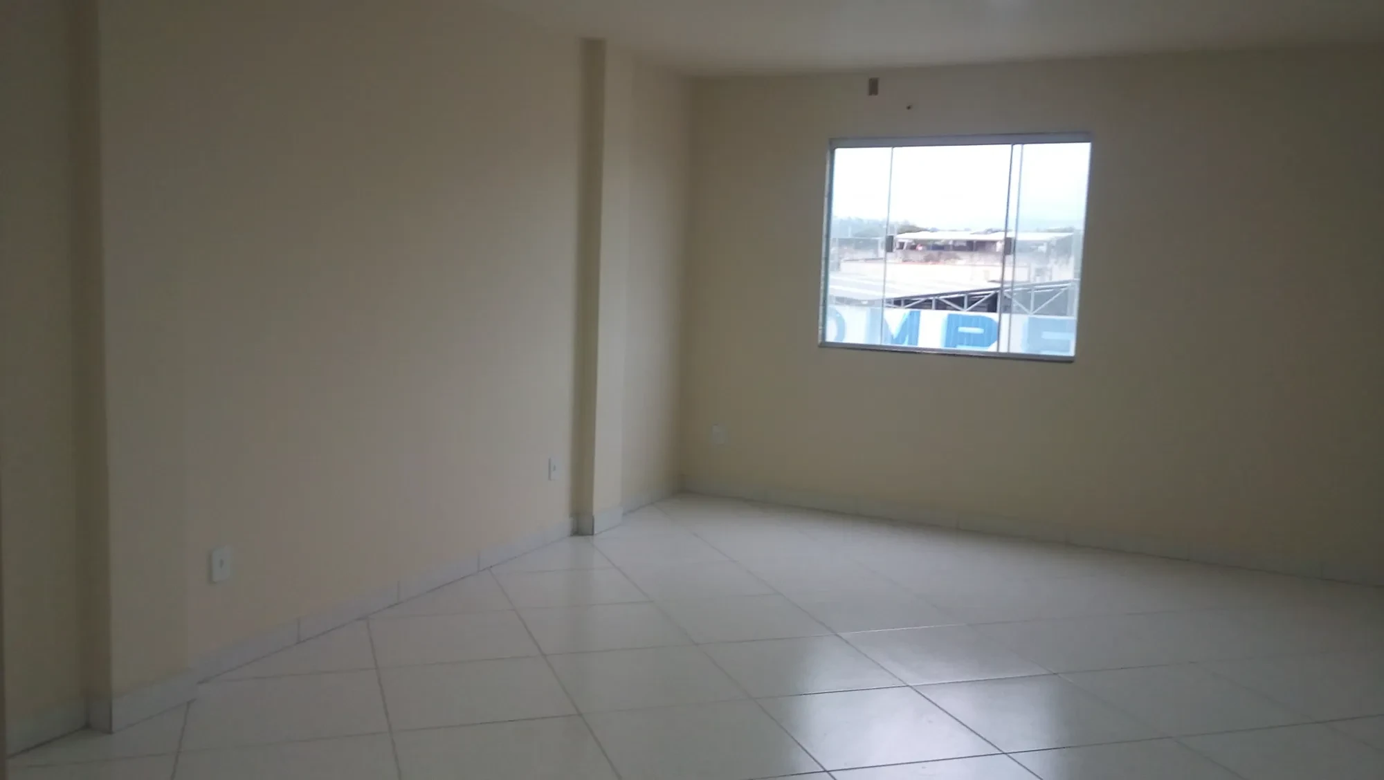 Sala Comercial para Alugar, 35 m² em Lote XV - Belford Roxo