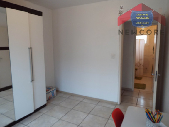 Imagem Apartamento com 3 Quartos à Venda,  em Centro - Pelotas