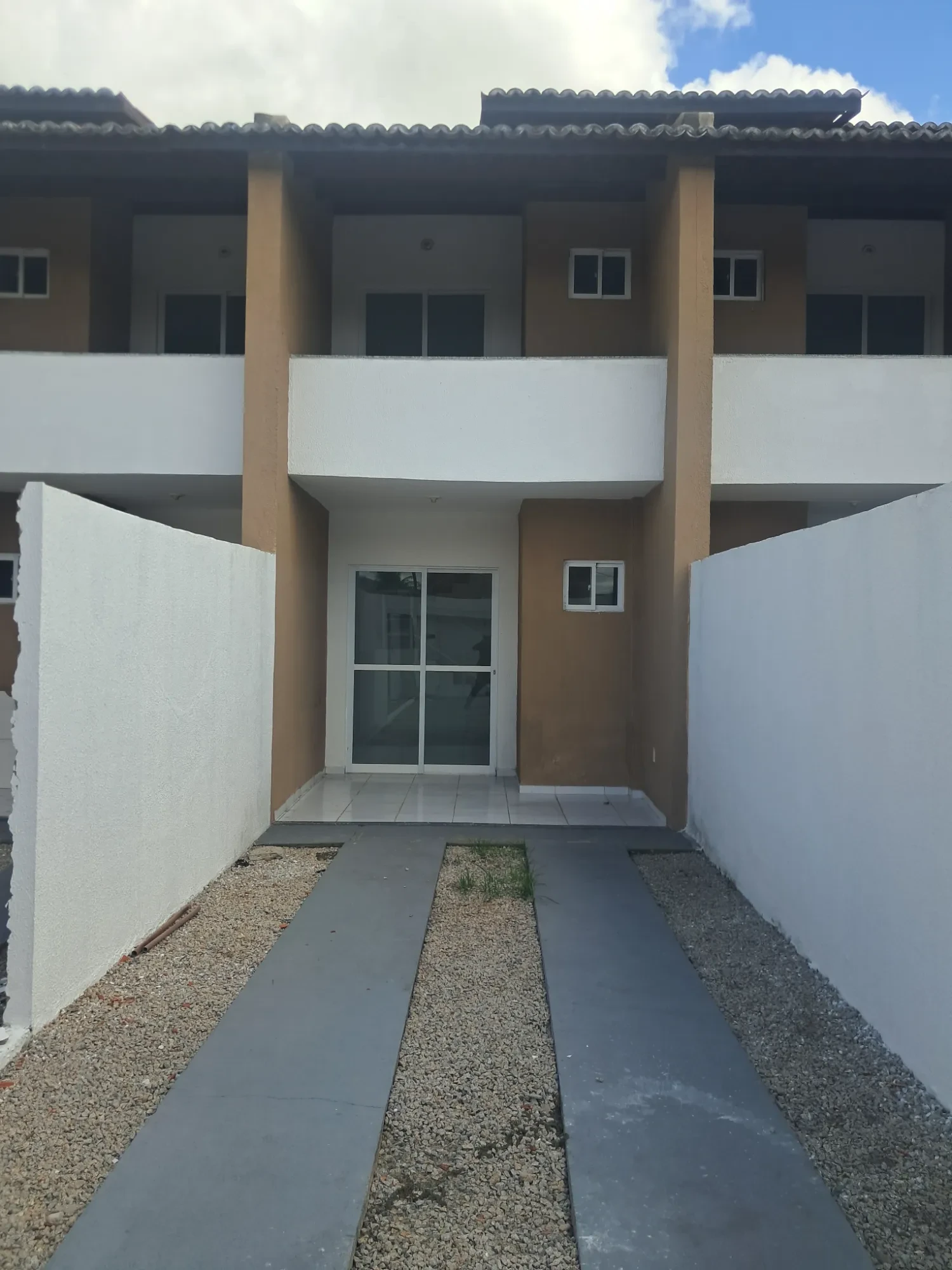 Imagem Casa com 2 Quartos à Venda, 77 metro em Centro - Horizonte