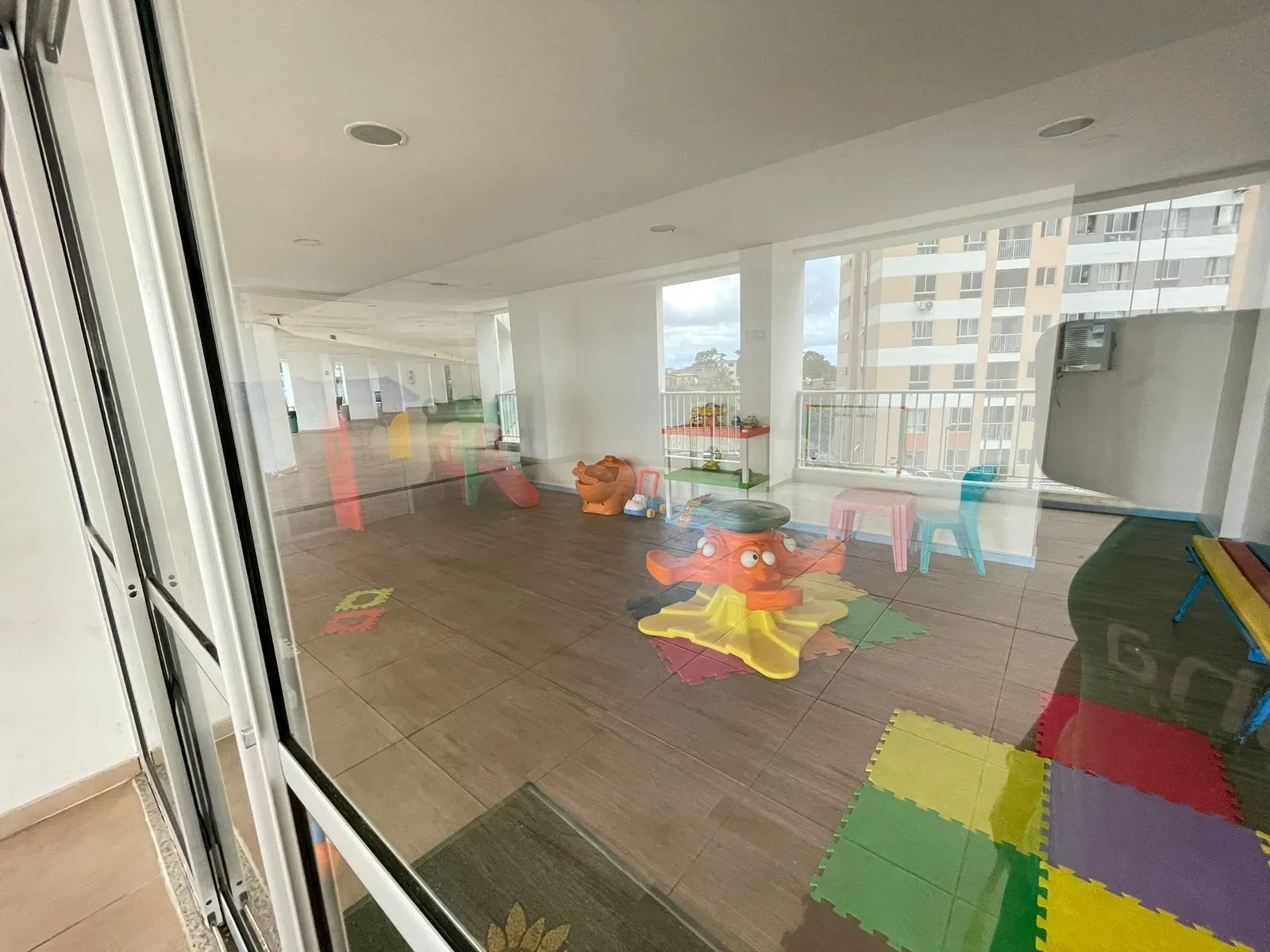 Imagem Apartamento com 2 Quartos à Venda, 49 metros em Sete de Abril - Salvador