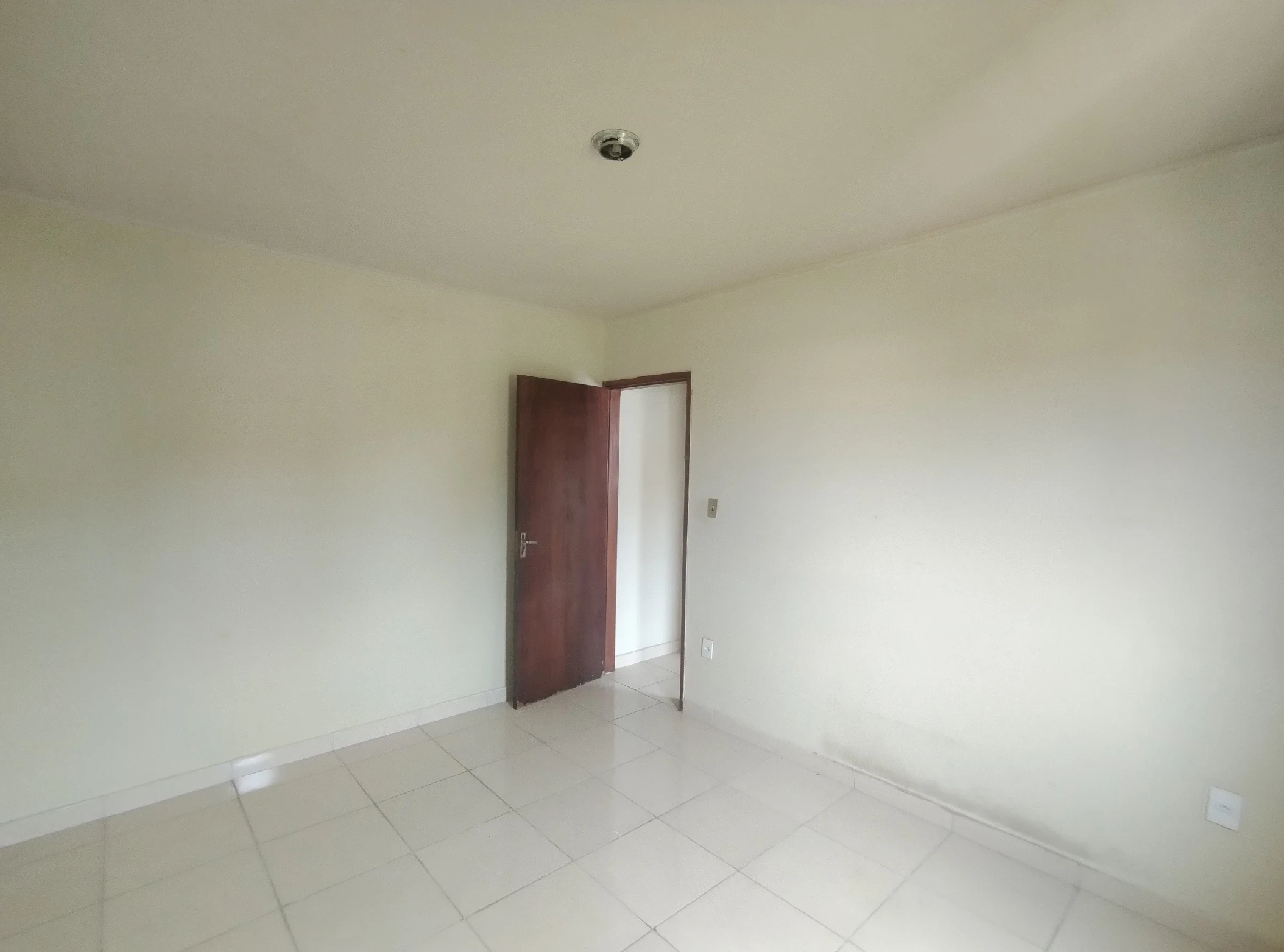 Foto do imóvel: Casa com 2 Quartos para Alugar, 55 m² em Jardim Independência - Jacareí