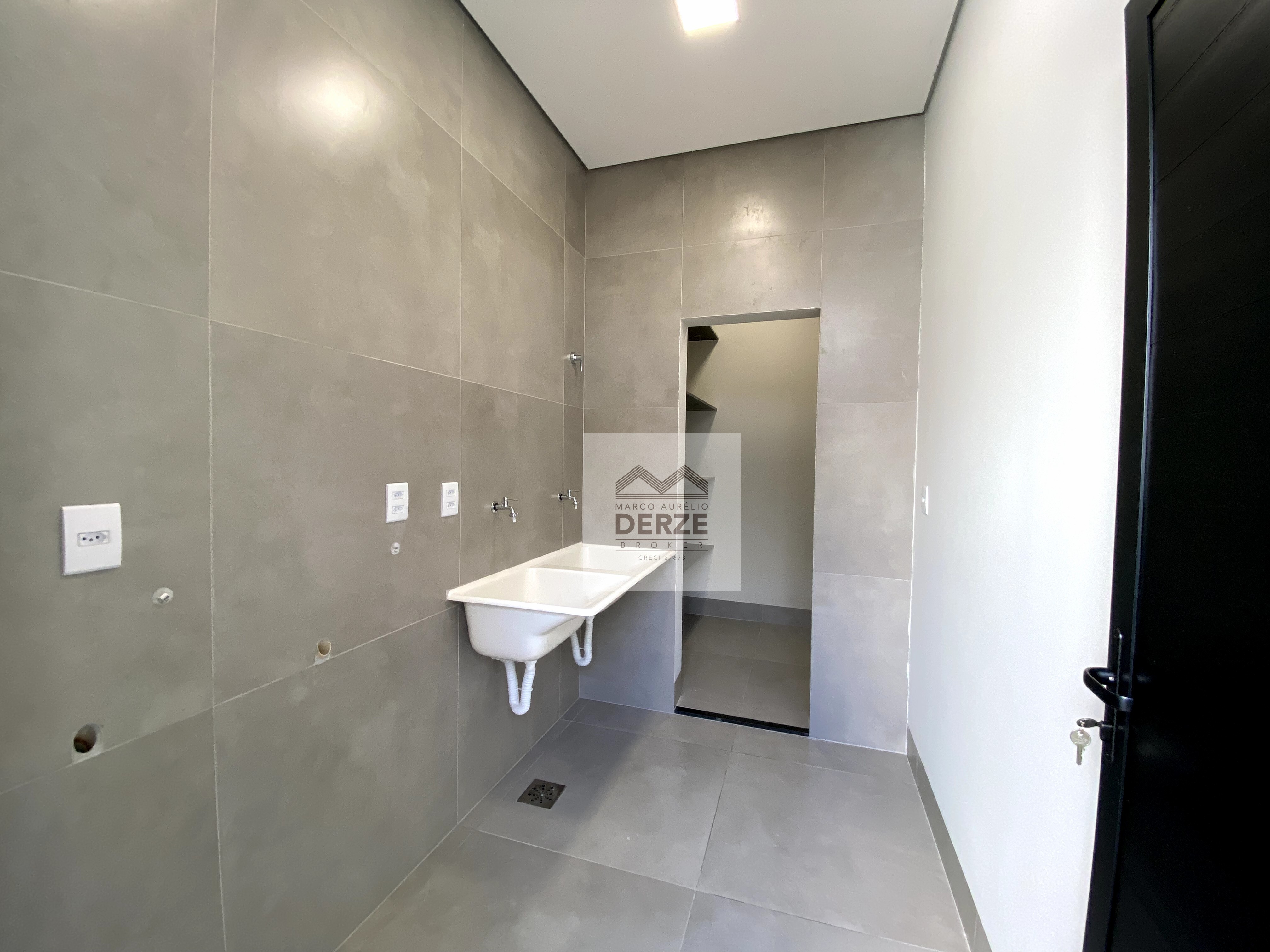 Imagem Casa com 3 Quartos à Venda, 210 m² em Vigilato Pereira - Uberlândia