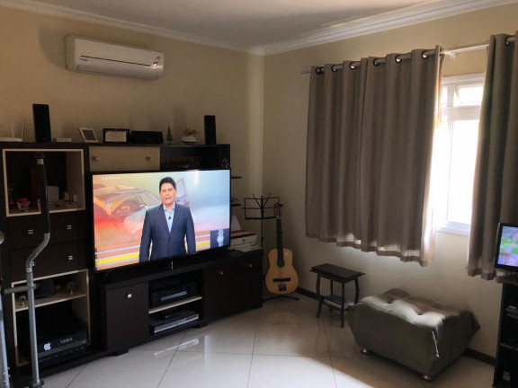 Imagem Casa de Condomínio com 3 Quartos à Venda, 213 m² em Guaxinduva - Atibaia
