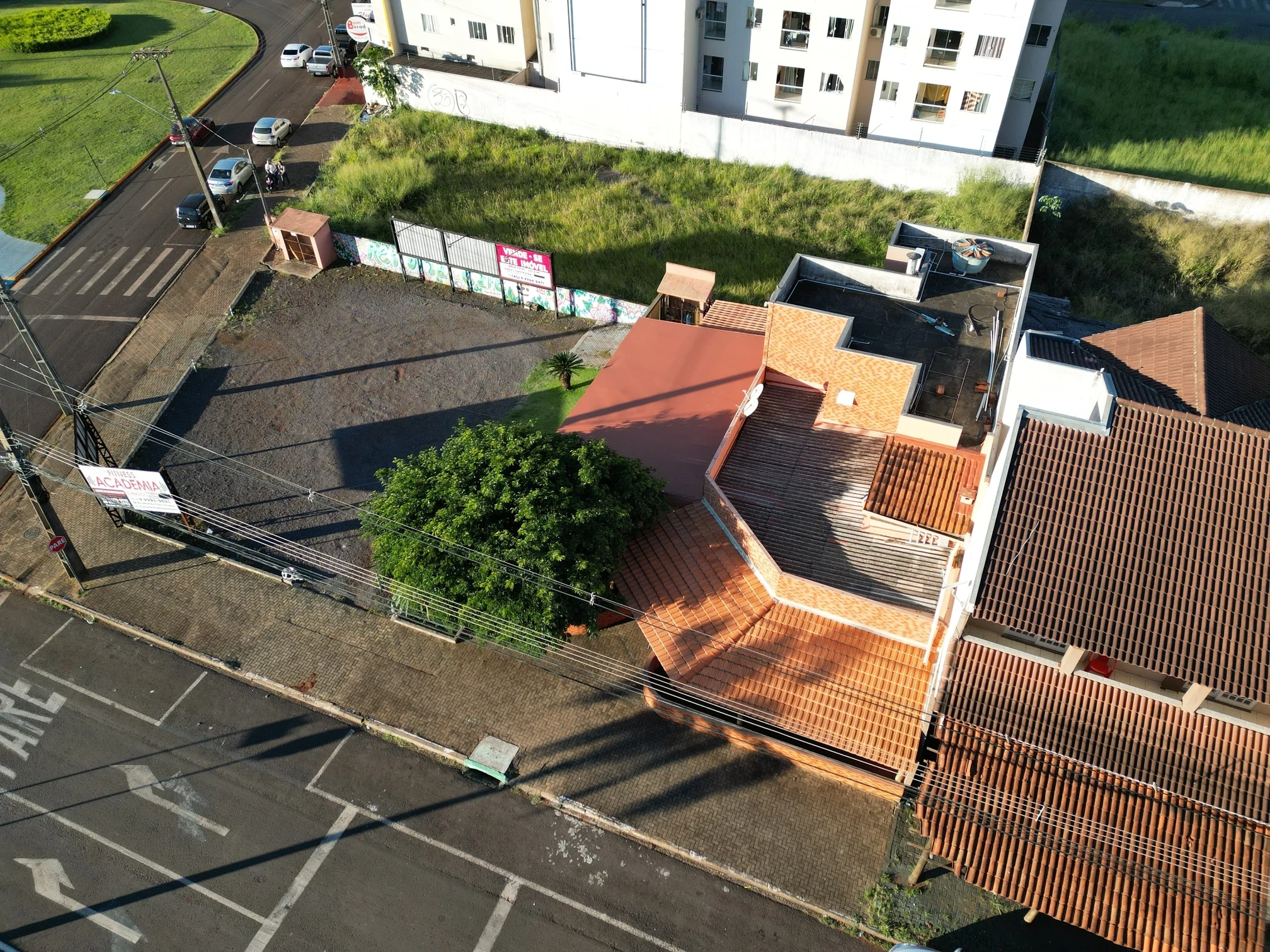 Foto do imóvel: Sala Comercial à Venda, 200 m² em FAG - Cascavel