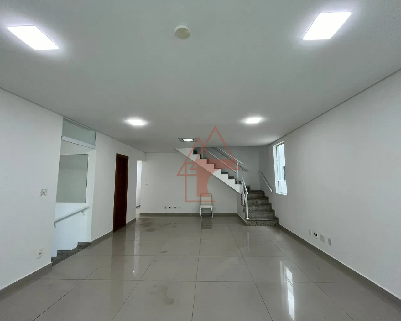 Imagem Sobrado com 4 Quartos à Venda, 151 m² em Embaré - Santos