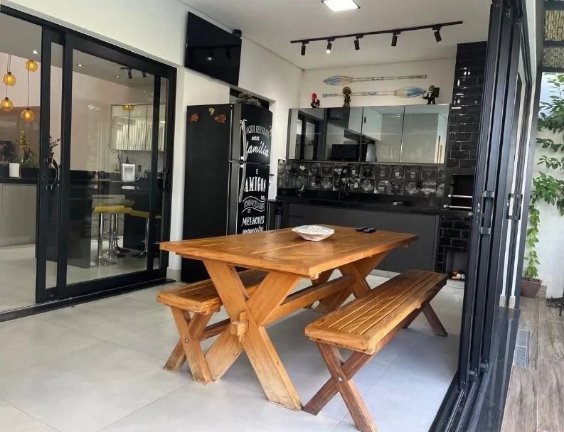 Foto do imóvel: Sobrado com 4 Quartos à Venda, 28.500 m² em Jardim São Marcos - Valinhos