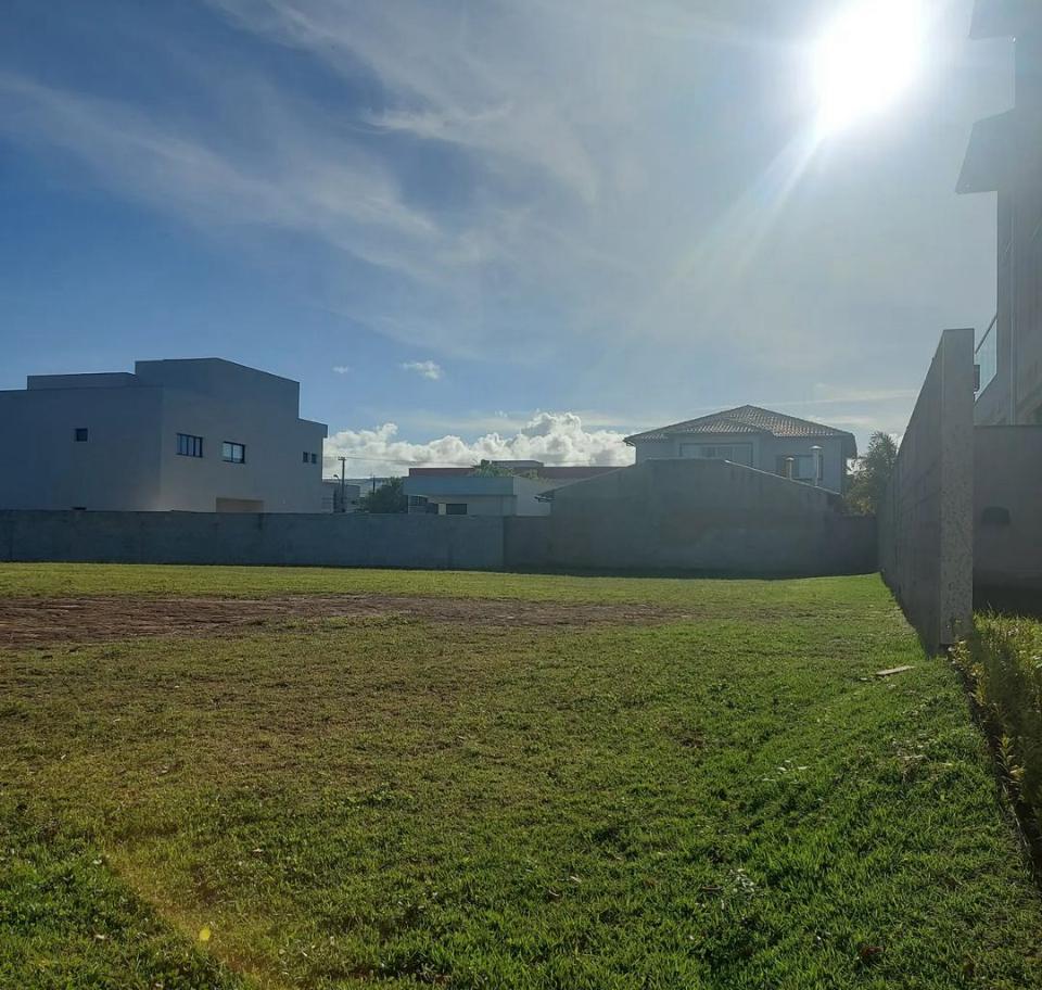 Terreno à Venda, 448 m²em Boulevard Lagoa - Serra