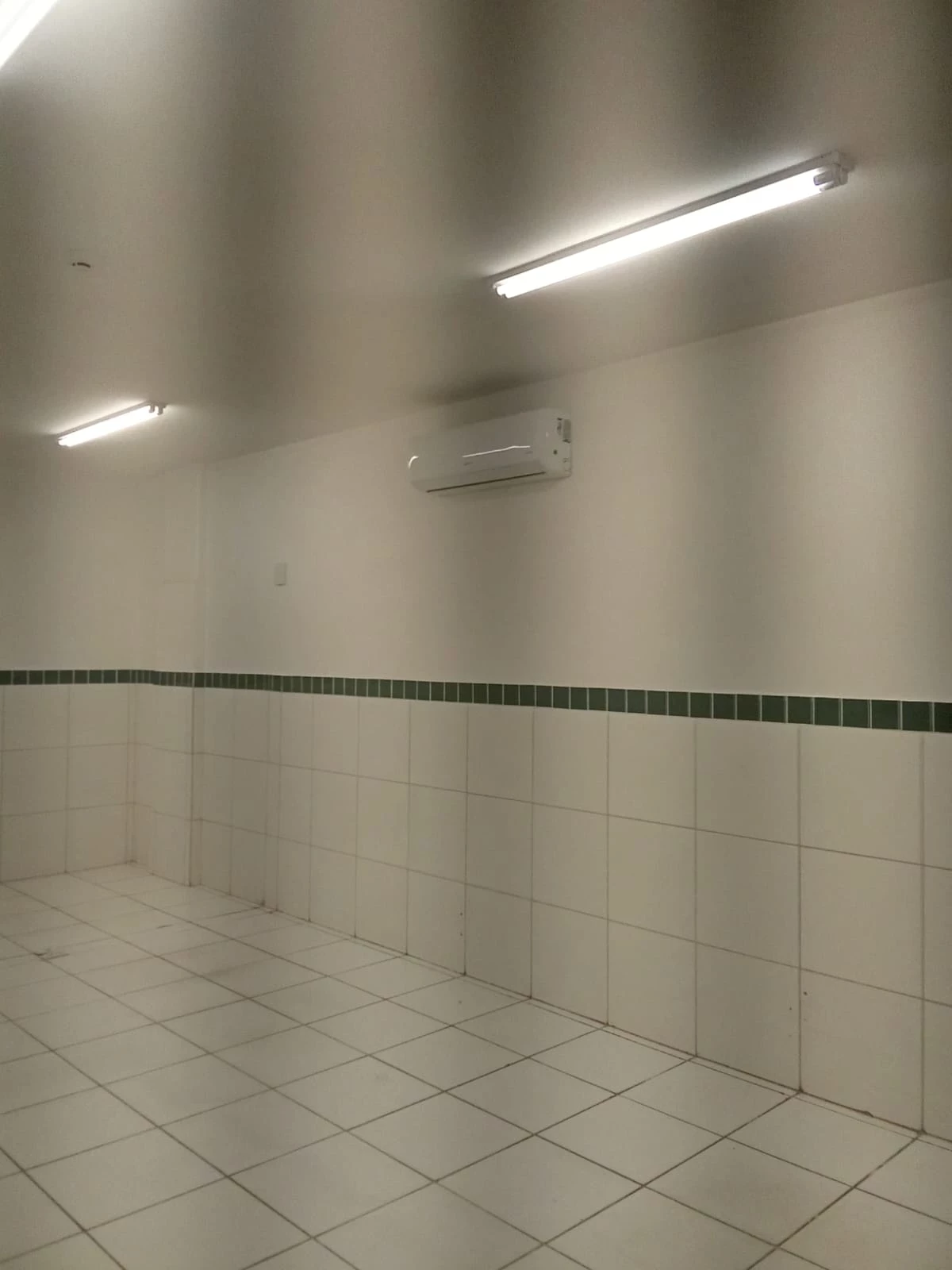 Imagem Imóvel Comercial para Alugar, 2.400 m² em Centro - Canoas