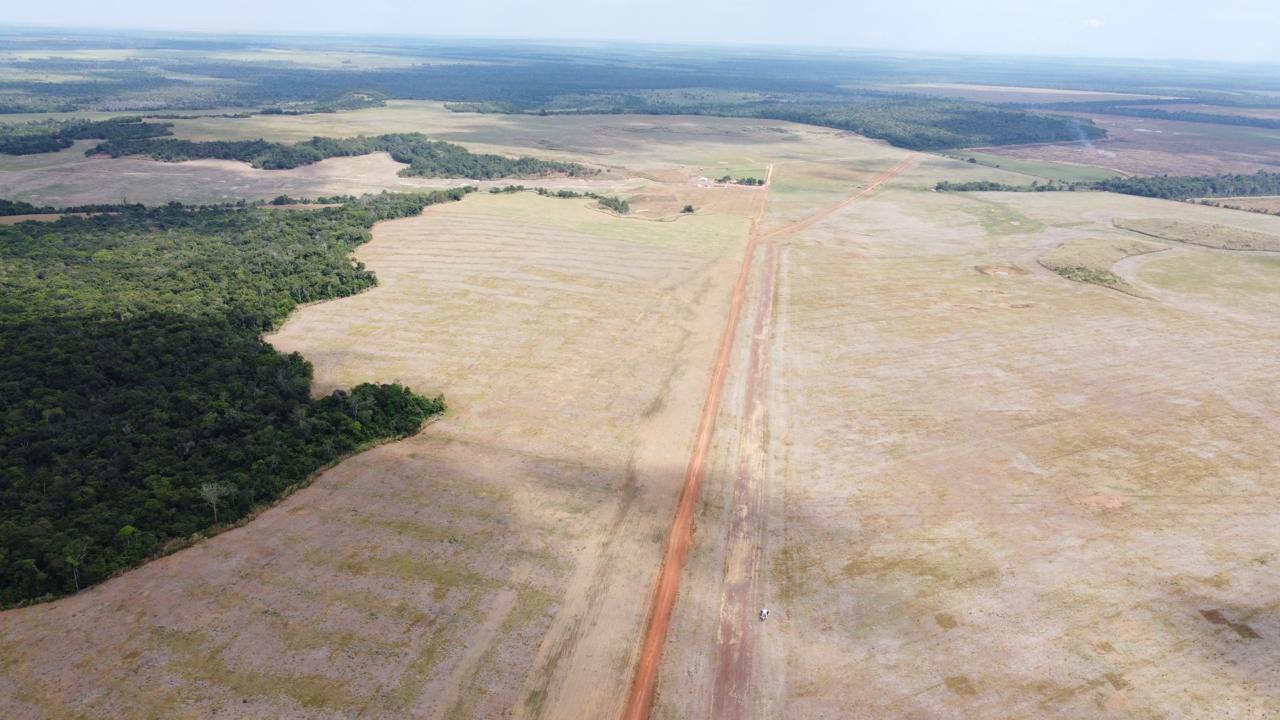 Fazenda à Venda, 400 Alq. GO em ZONA RURAL - Confresa
