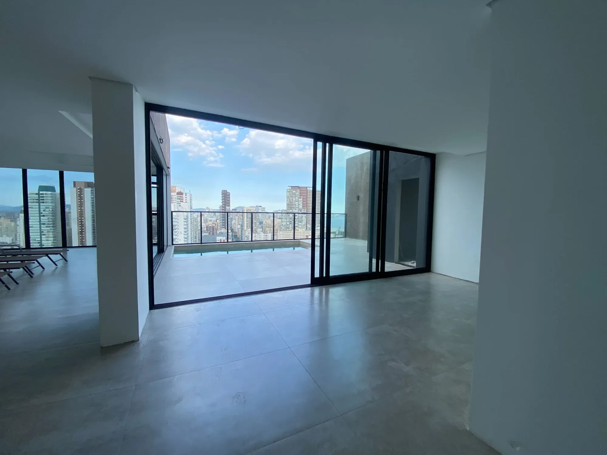 Imagem Cobertura com 4 Quartos à Venda, 320 m² em José Menino - Santos