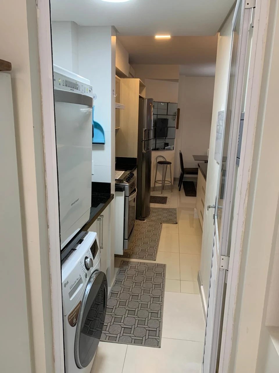Imagem Apartamento com 3 Quartos à Venda, 77 m² em Cachoeira do Bom Jesus - Florianópolis