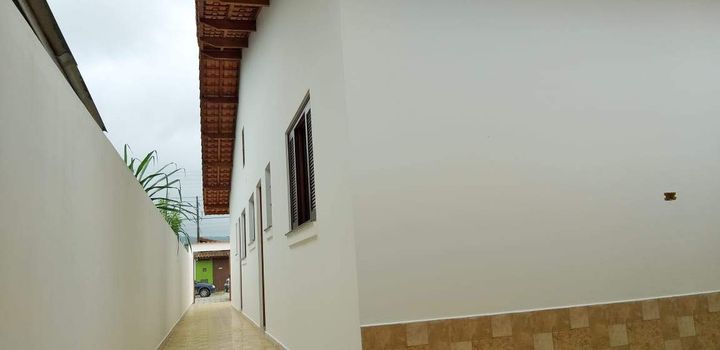 Imagem Casa com 2 Quartos à Venda, 70 m² em Itanhaém
