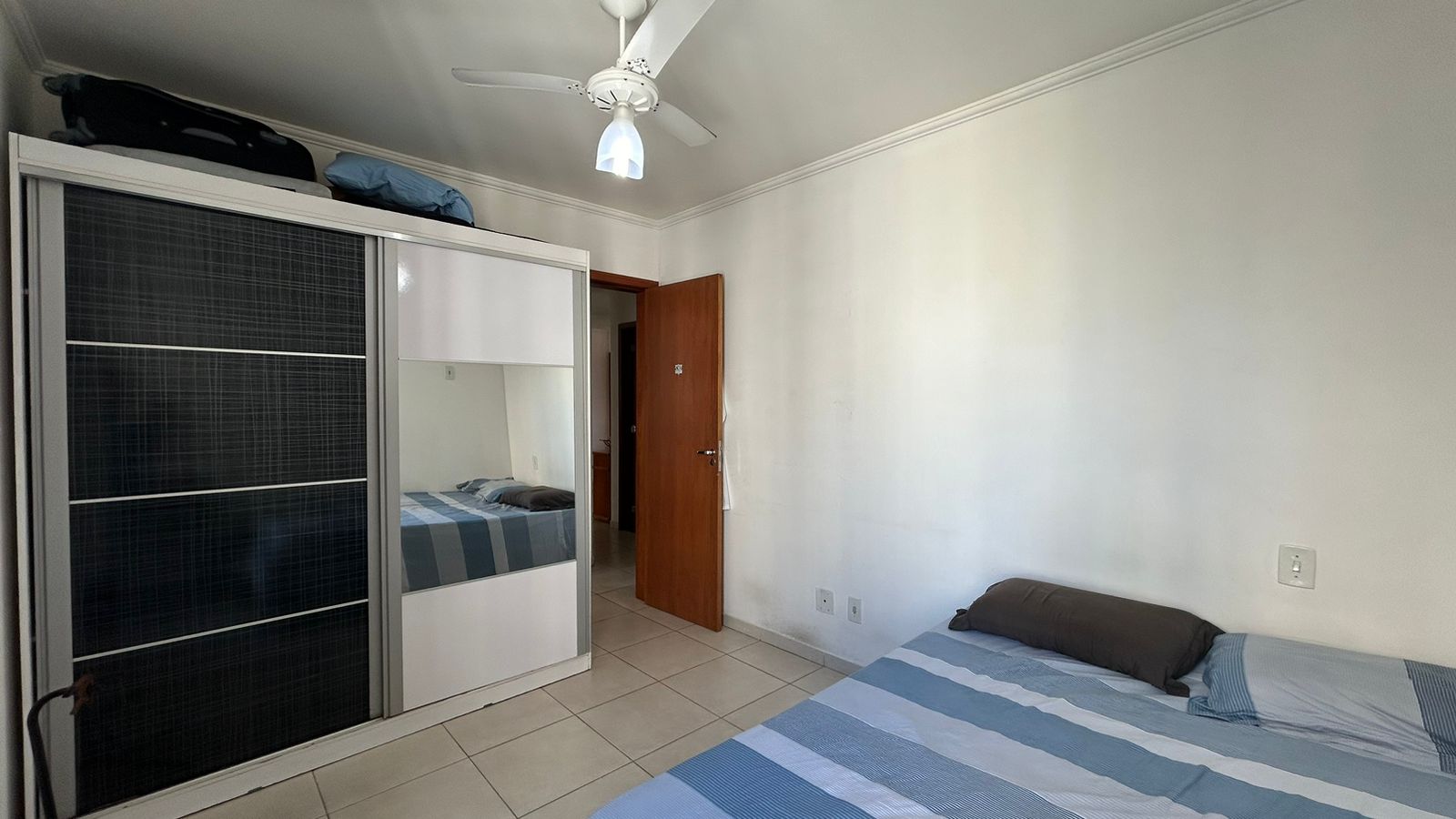 Imagem Apartamento com 3 Quartos à Venda, 71 m²em Itapuã - Vila Velha