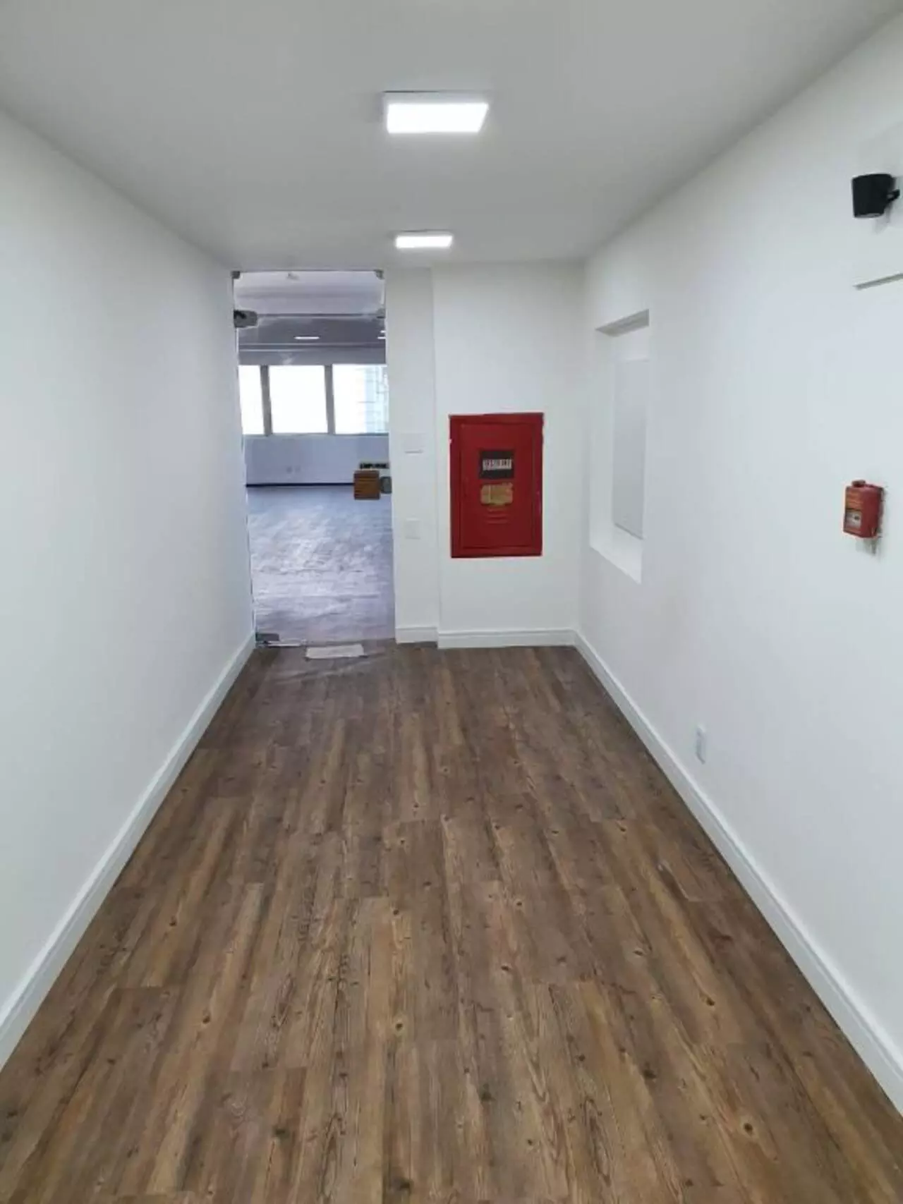 Imagem Sala Comercial à Venda ou Locação, 204 m² em Cidade Monções - São Paulo