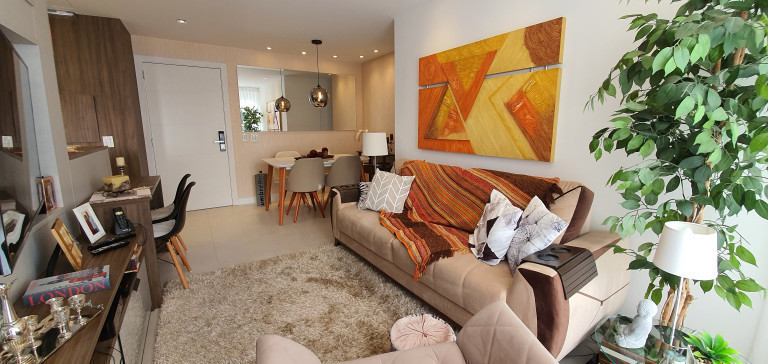 Imagem Apartamento com 2 Quartos para Alugar,  em Jardim Botânico - Porto Alegre