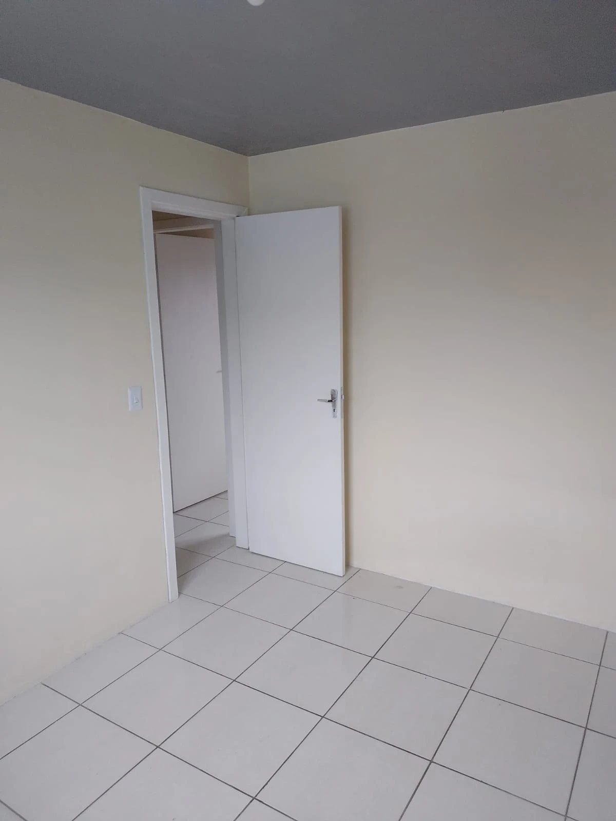 Imagem Sobrado com 2 Quartos à Venda, 44 m² em Charqueadas - Caxias do Sul