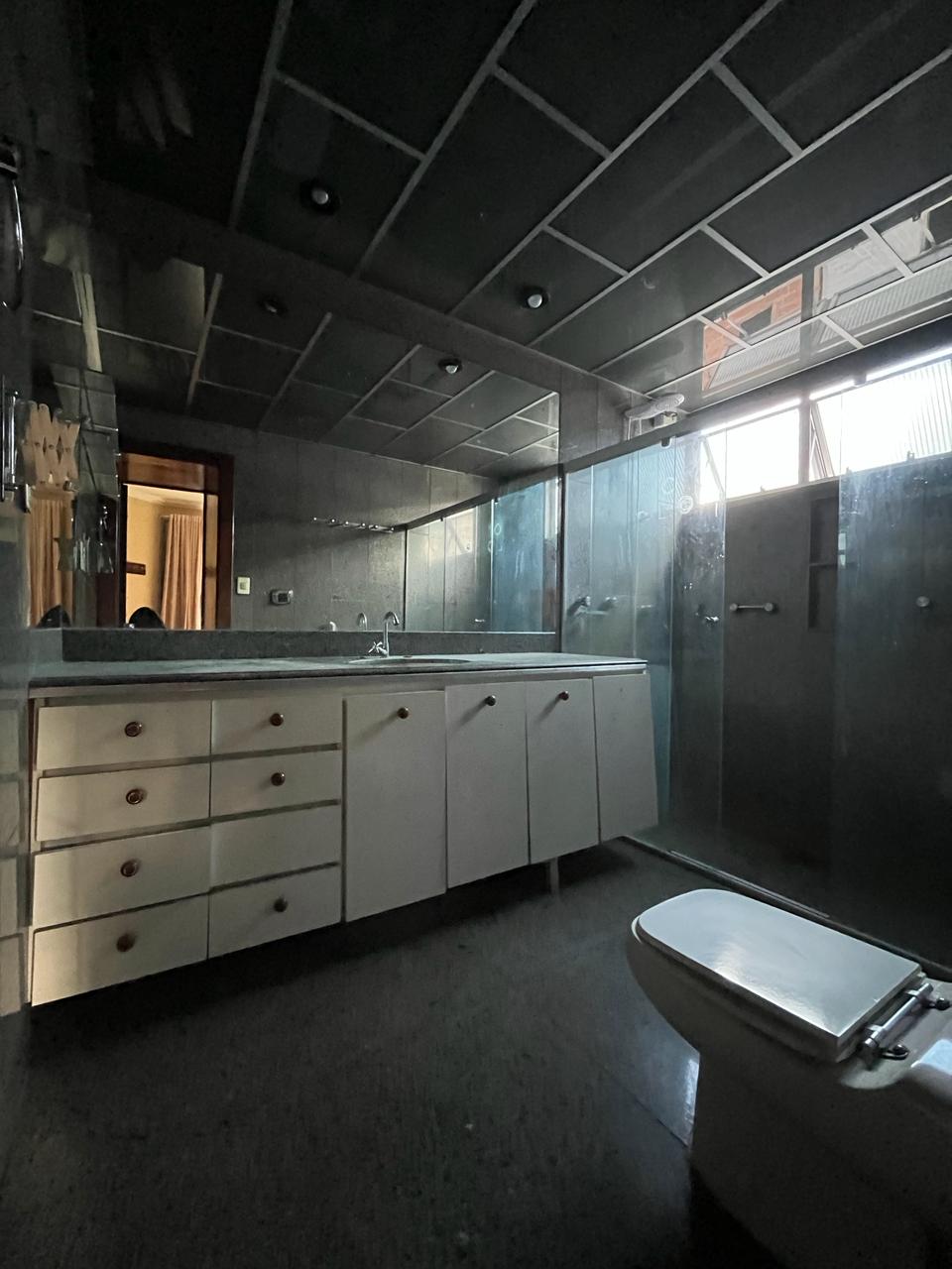Imagem Apartamento com 4 Quartos à Venda, 240 m²em Umarizal - Belém