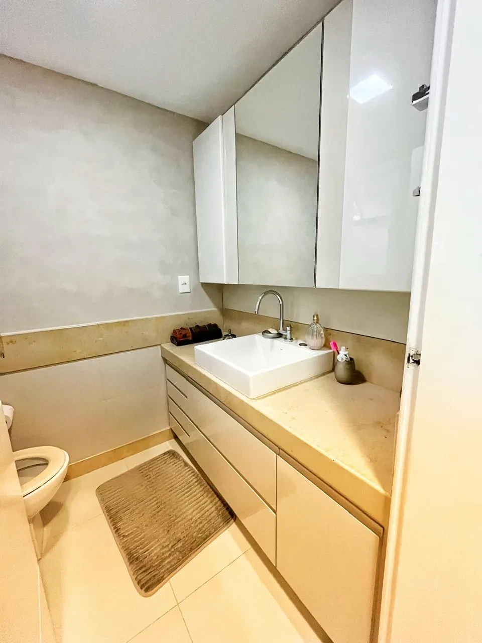 Imagem Apartamento com 3 Quartos à Venda, 120 m² em Praia do Canto - Vitória