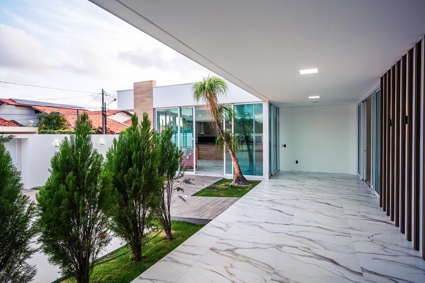 Imagem Casa de Condomínio com 5 Quartos à Venda, 710 m² em Gruta de Lourdes - Maceió