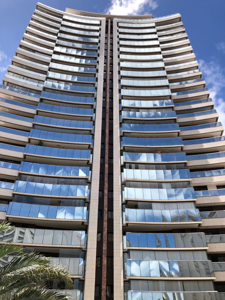 Imagem Apartamento com 4 Quartos para Alugar, 206 m²em Meireles - Fortaleza