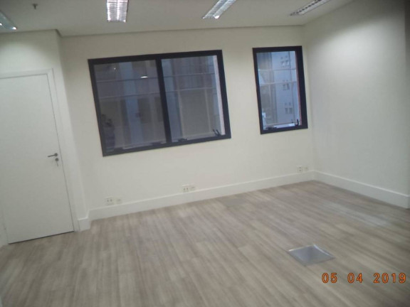 Imagem Sala Comercial à Venda, 37 m²em Vila Olímpia - São Paulo