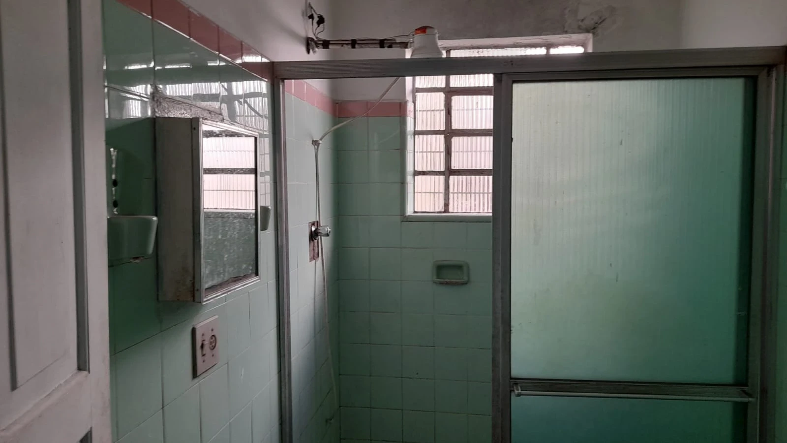 Imagem Casa com 2 Quartos à Venda, 200 m² em Vila Bela - São Paulo