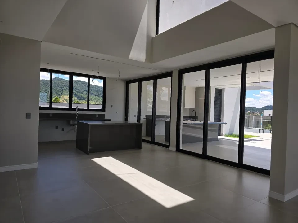 Imagem Casa de Condomínio com 4 Quartos à Venda, 328 m² em Vila Nova Esperia - Jundiaí