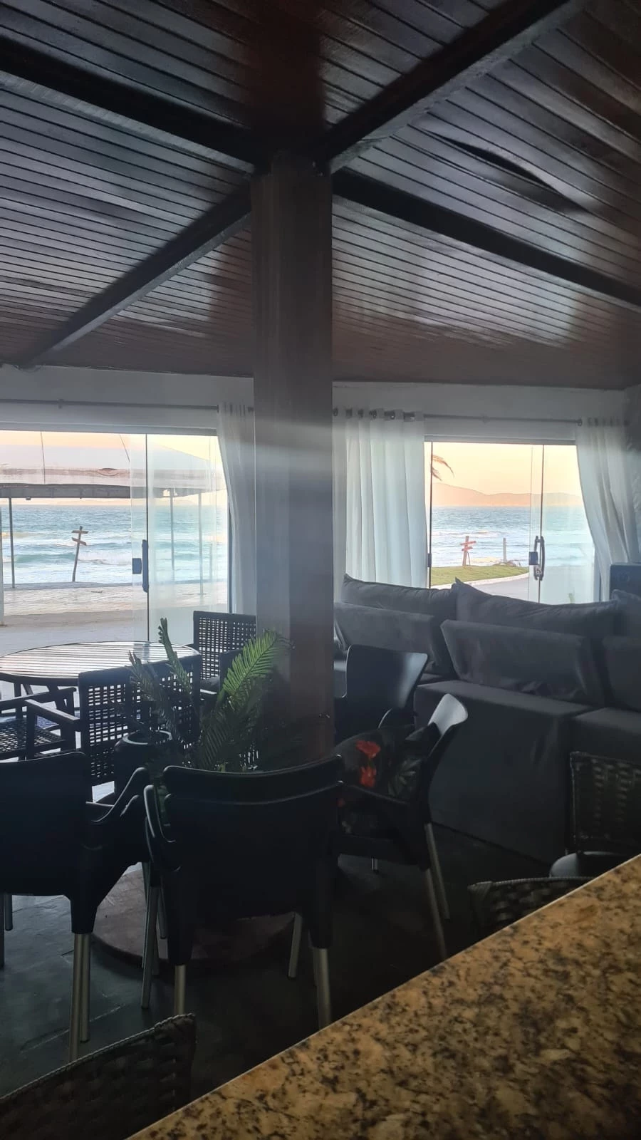 Imagem Casa com 4 Quartos para Temporada, 250 m² em Santo Antônio (Tamoios) - Cabo Frio