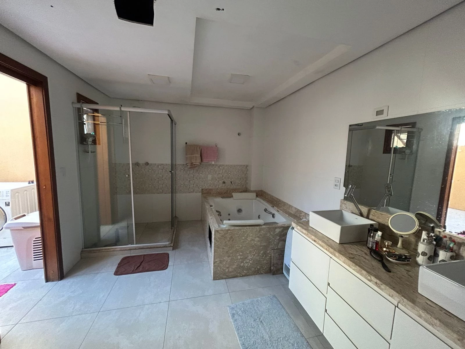 Imagem Casa de Condomínio com 3 Quartos à Venda, 260 m² em Tristeza - Porto Alegre Imagem Casa de Condomínio com 3 Quartos à Venda, 260 m² em Tristeza - Porto Alegre
