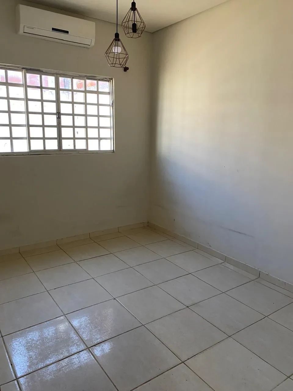 Imagem Casa com 3 Quartos à Venda, 98 metros em Renascer - Cuiabá