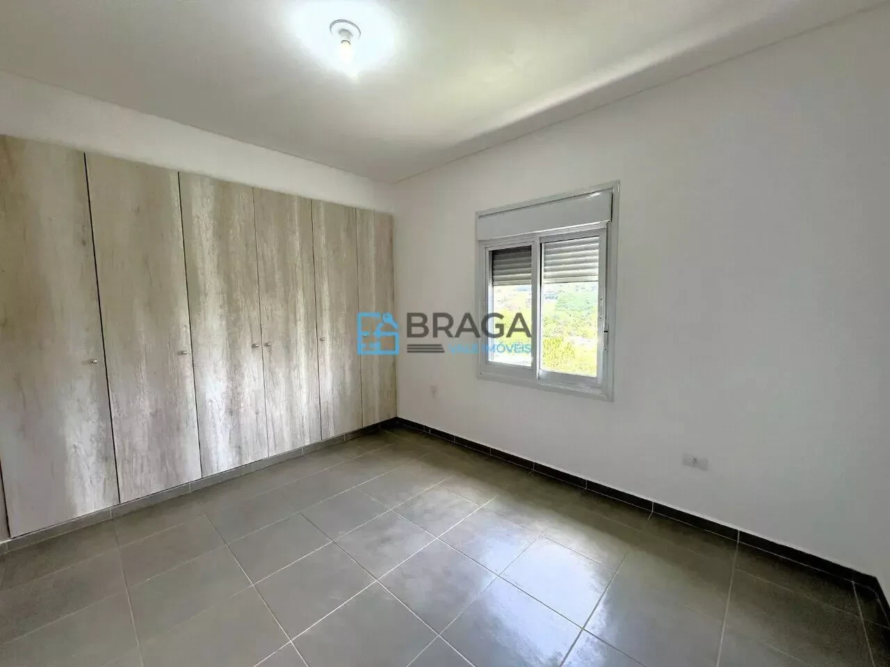 Imagem Casa com 3 Quartos à Venda, 269 metros em Jambeiro - Jambeiro