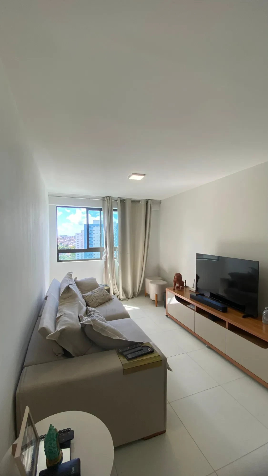 Imagem Apartamento com 2 Quartos à Venda, 57 m² em Casa Amarela - Recife