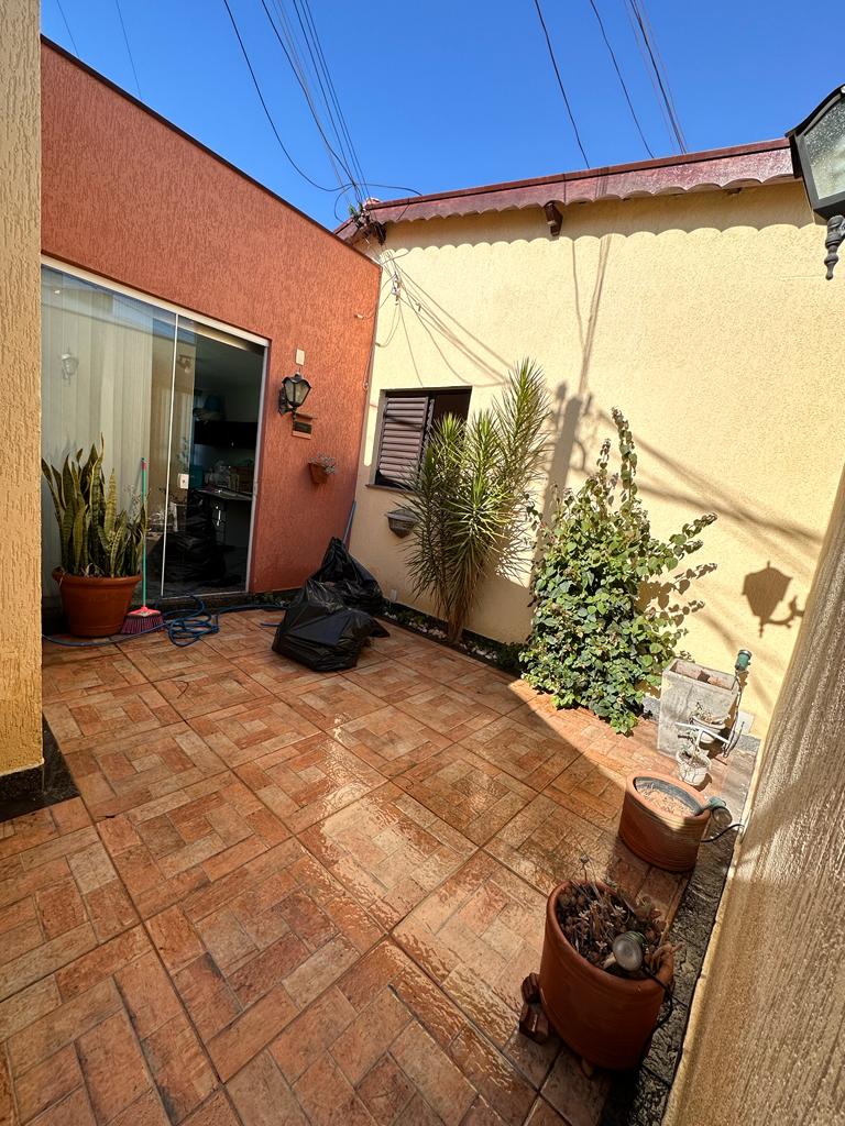 Imagem Casa com 3 Quartos para Alugar, 130 m²em Jardim Bonfiglioli - Jundiaí