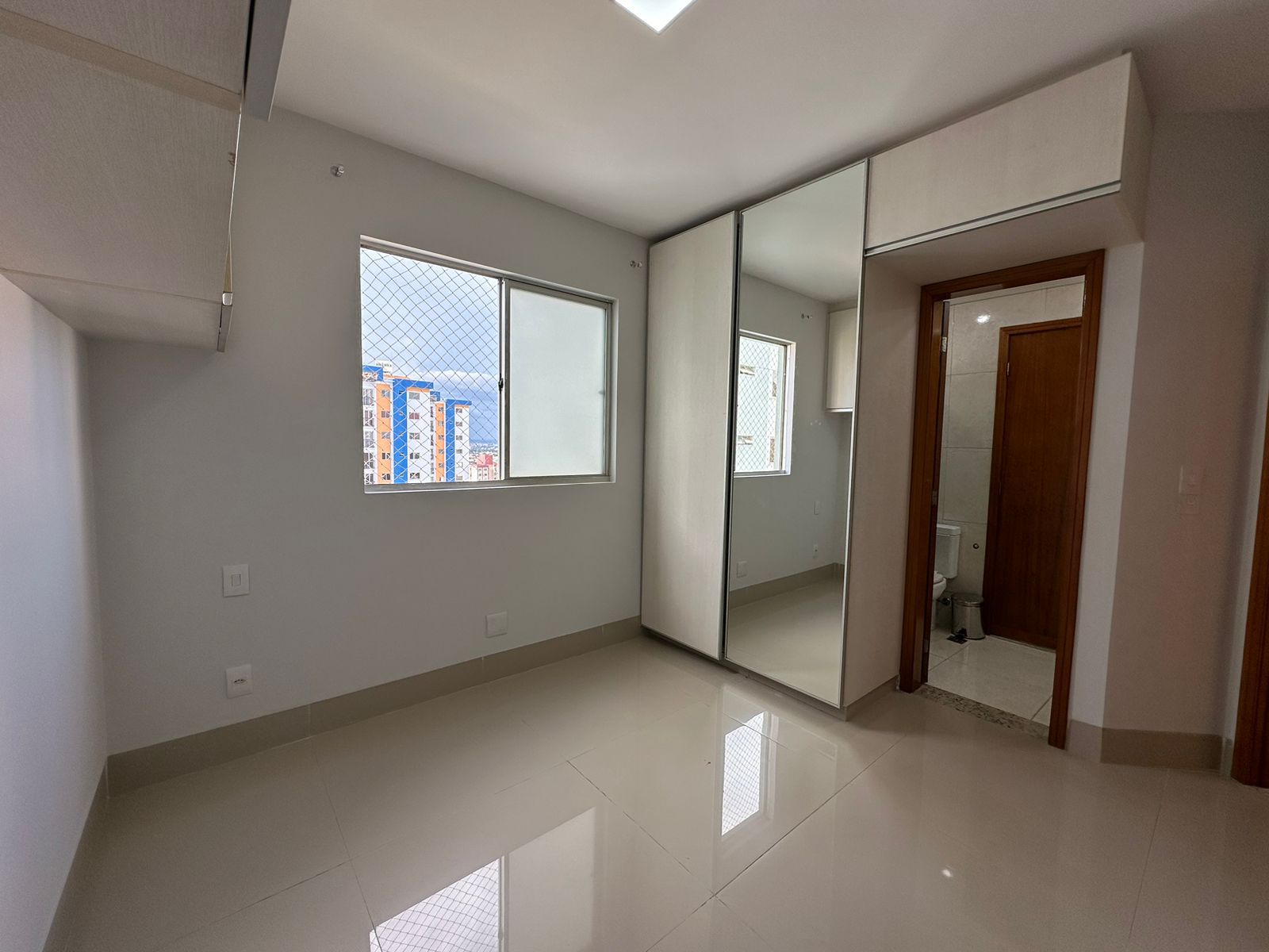 Imagem Apartamento com 2 Quartos à Venda, 93 m²em Residencial Porto Seguro - Goiânia