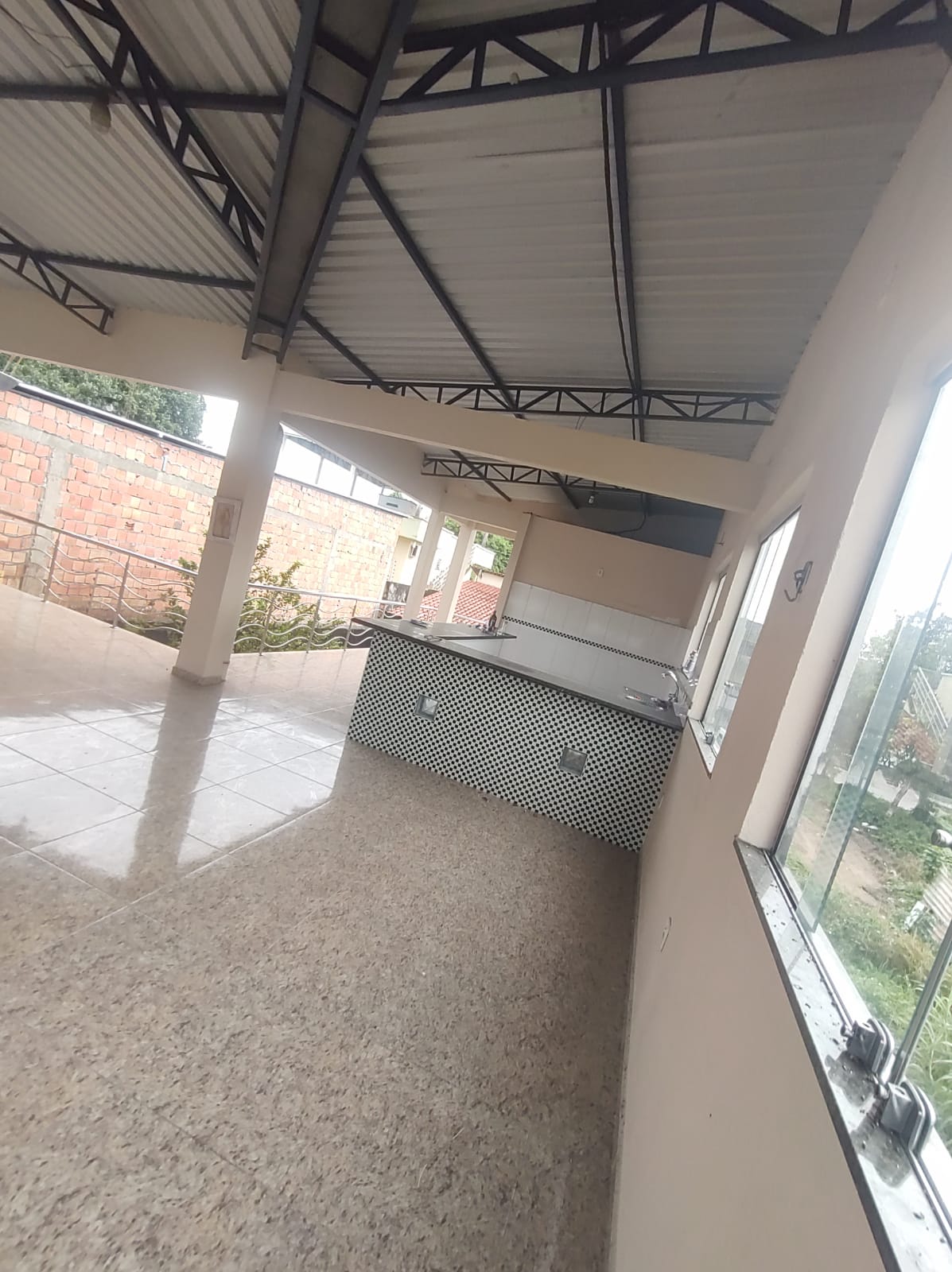 Imagem Casa com 4 Quartos à Venda, 400 m² em Novo Aleixo - Manaus