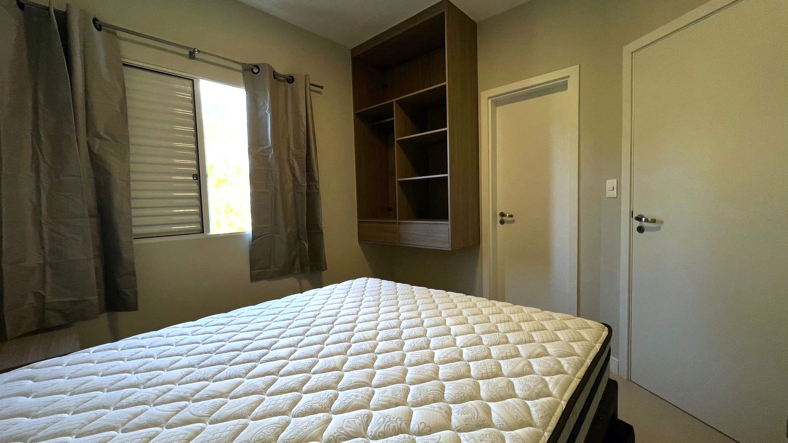 Imagem Casa de Condomínio com 2 Quartos para Alugar, 81 m²em São Lourenço - Bertioga