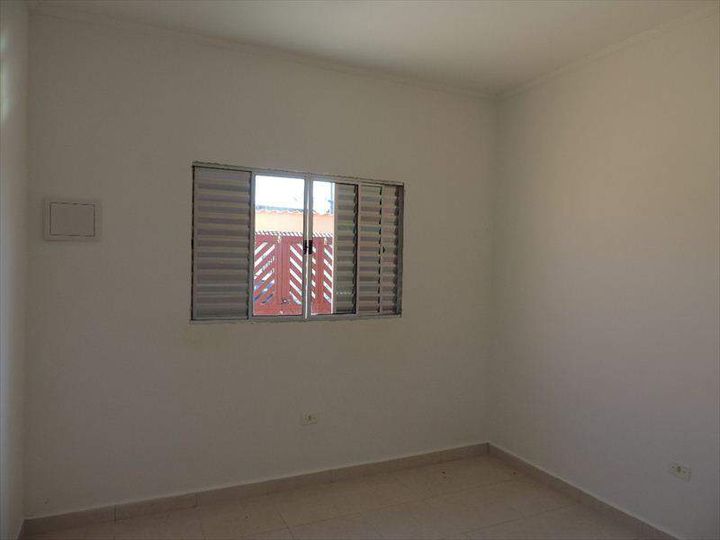 Imagem Casa com 2 Quartos à Venda, 75 m² em Itanhaém
